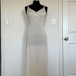 VTG Olga Nylon Slip
